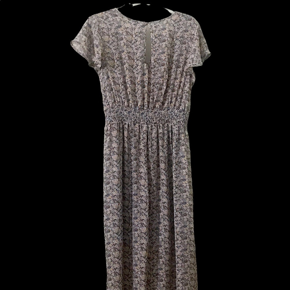 Sienna Sky Dress Size Large Small Floral print NWNT